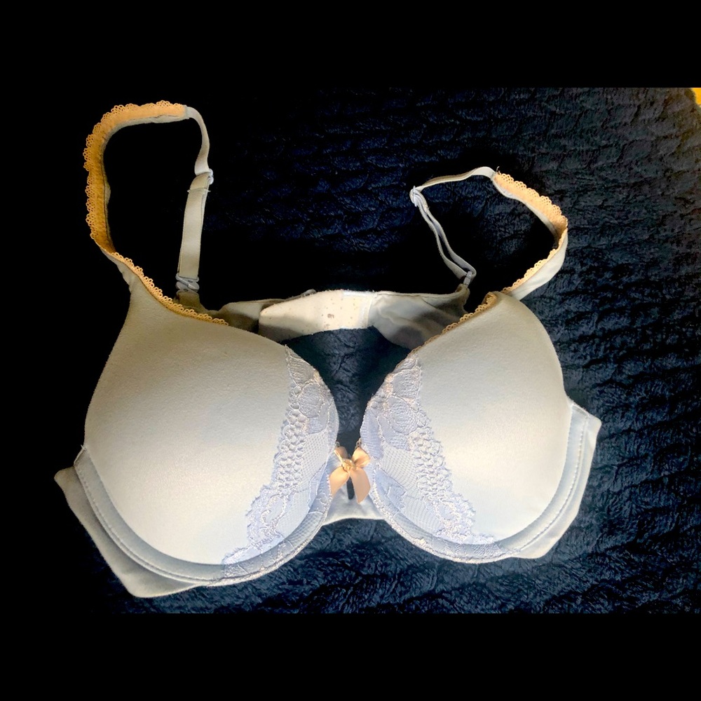 Victoria’s Secret bra
